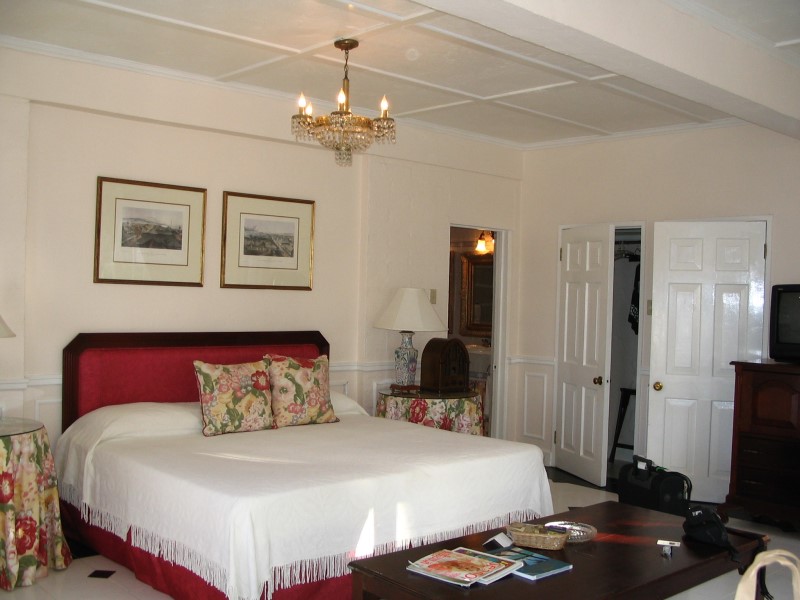 Réserver son hôtel avec l'aide de l'office de tourisme et obtener une jolie chambre dans une villa en Jamaïque, Caraïbes