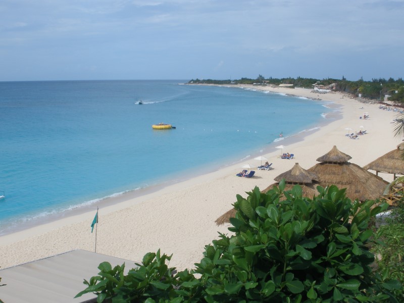 Plage et activités nautiques de l'hôtel La Samanna à Saint Martin, Caraïbes